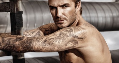 David Beckham megint alsóra vetkőzött a H&M kedvéért