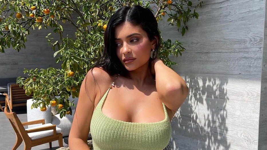  Kylie Jenner a közösségi média oldalán még nem jelentette be az újabb gyermekáldást