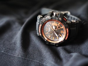 Férfi karórák az elegánstól a sportosan extravagáns stílusig