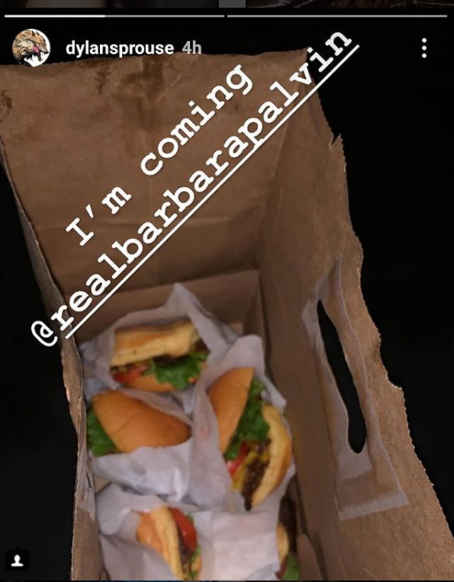 Palvin Barbara szerelme olyat csinált a Victoria´s Secret bemutatóján, amivel elnyerte a legcukibb pasinak járó díjat