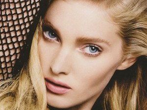 Catwalk Queen: Elsa Hosk, a szexi kosaras csaj