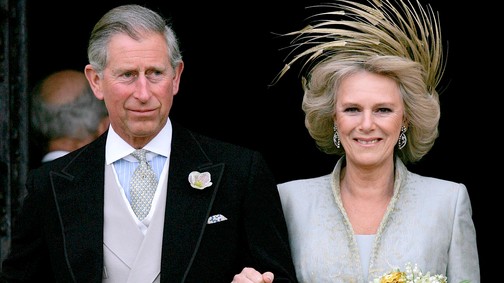 Károly király és Kamilla intim beszélgetését is feldolgozza A korona