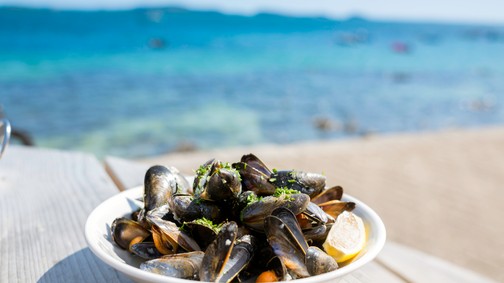 Fenntartható táplálkozás: Több kagyló és tengeri moszat, kevesebb csirke és marha