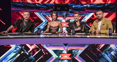 Szívszorító pillanatok az X-Faktor színpadán: kiderült, kinek kell búcsúznia egy hajszállal a finálé előtt