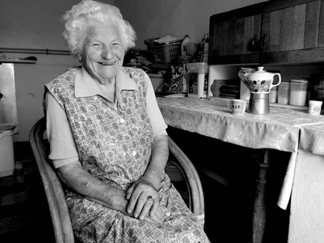 Óriási fordulatot vett a díjnyertes magyar fotós lány élete