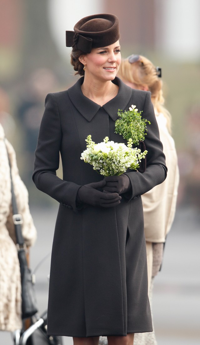 Nem is tudjuk eldönteni, hogy Kate Middleton melyik Szent Patrik napi szettje a legjobb