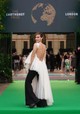 Emma Watson a fenntartható divat zászlaját lengetve egy upcycled Harris Reed kreációban jelent meg az 2021-es Earthshot Prize ceremóniáján.