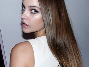 Helló Barbi! Jó a rucid!