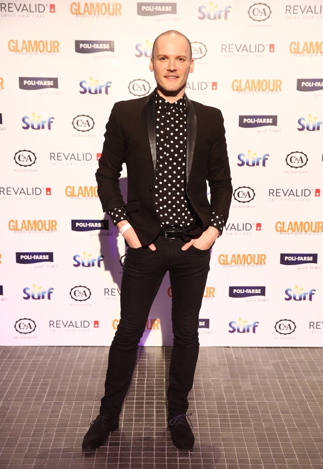 Vásáry André pöttyös ingje főnyeremény.