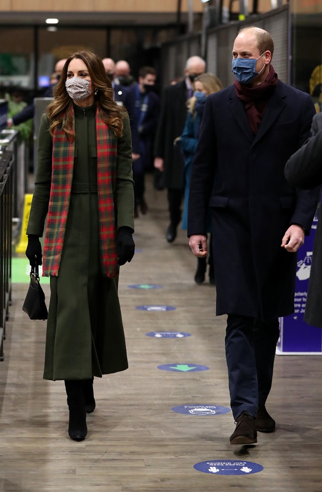 Katalin hercegné felvonultatta elképesztő kabátgyűjteményét