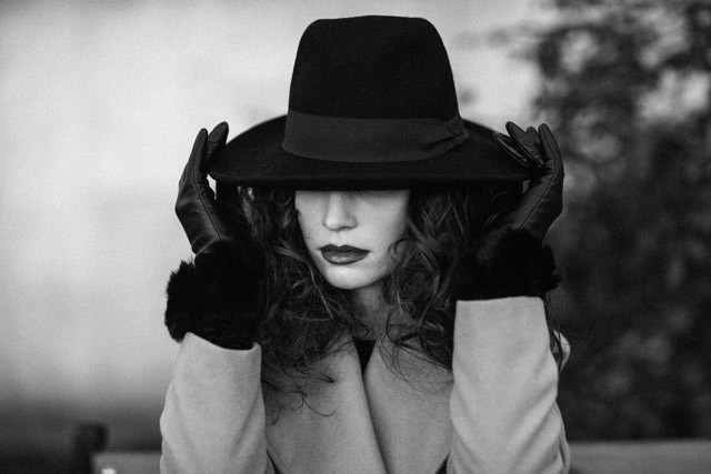 Művészi képekkel búcsúzik a művésznő