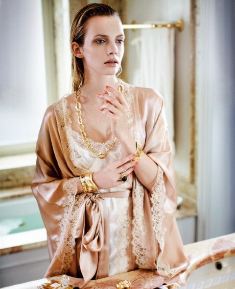 srej zsófi, sophie srej, icon, topmodell, luxus, ékszer, kiegészítők, telegraph, divatanyag