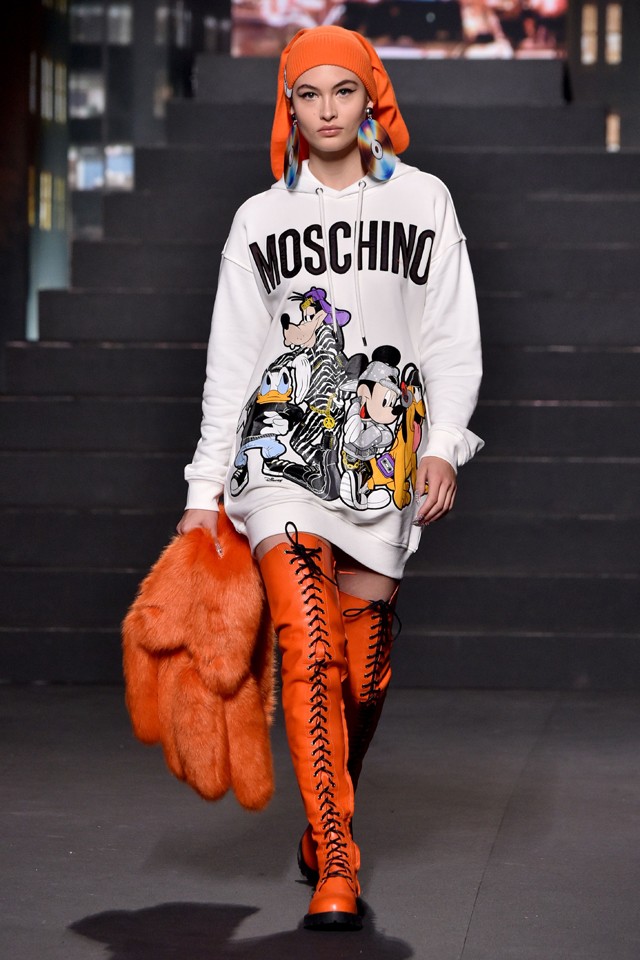 Atyaég! MINDEN sztármodell ott volt a H&M x Moschino bemutatóján New Yorkban