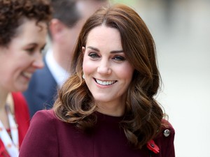 Vége a reggeli rosszulléteknek, Kate Middleton megint hiperaktív
