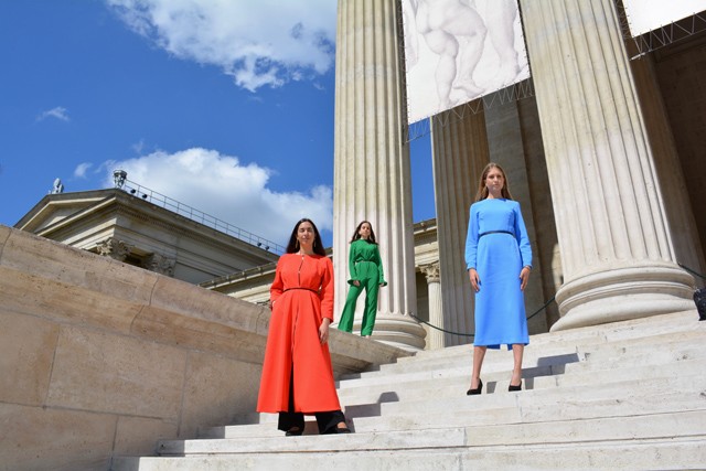 Egy fiatal tehetség: Lázár Lili kapszulakollekcióját a menekültek hagyományai inspiráltak