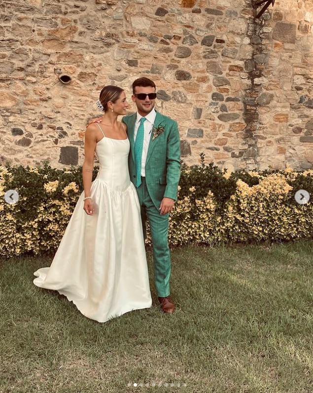 Gemma a menyasszonyi ruhájában a saját esküvőjén