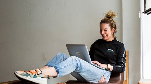 Farkas Dóra szívesen a Galériában dolgozik