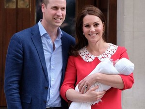 Hogy micsoda? Ezt csinálta Kate Middleton egy nappal a szülése után...