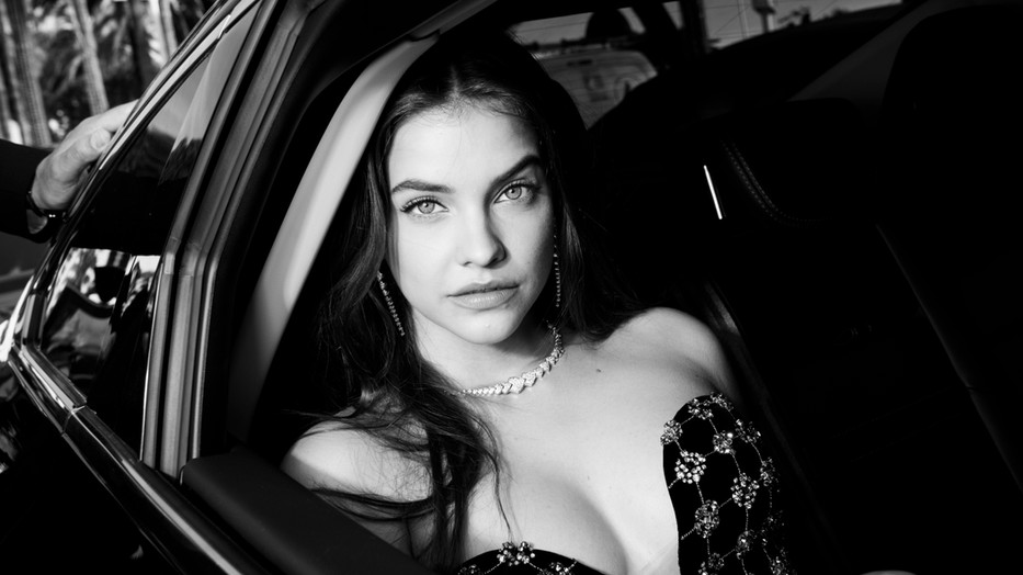 Palvin Barbara a 70. Cannes-i Filmfesztiválra világsztárokhoz illő módon érkezett