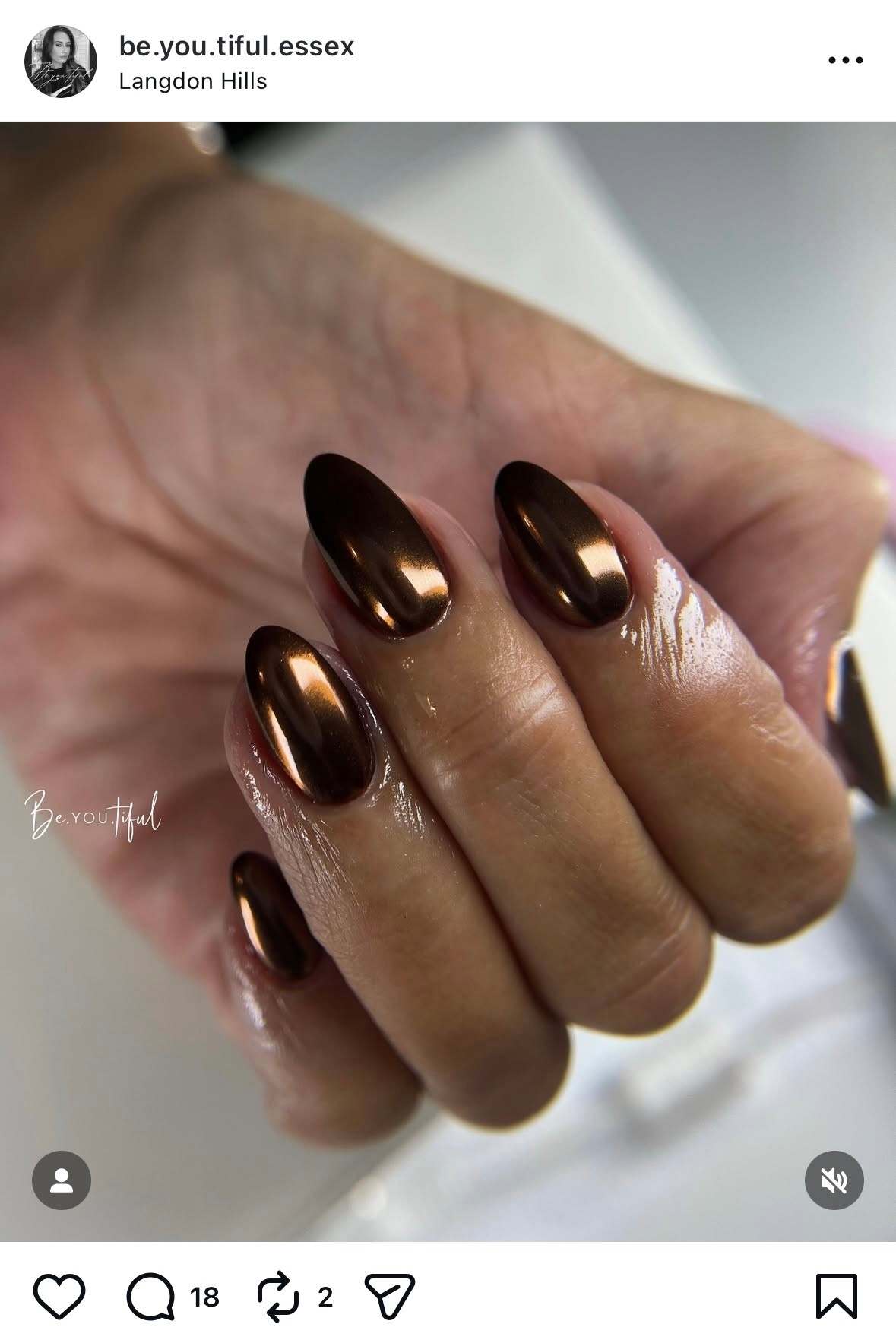 Csokis chrome körmök