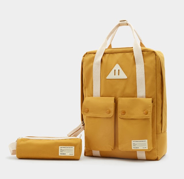 PULL AND BEAR - 5995 Ft