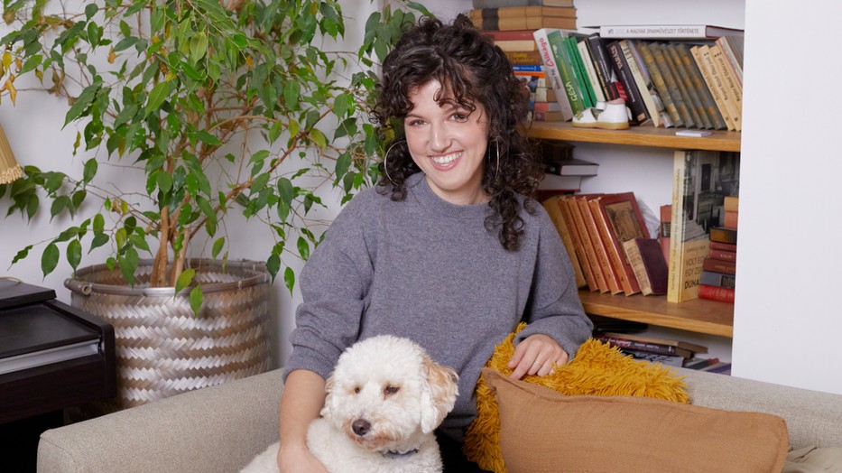 Kollár Kata, a Takarítás Akadémia megálmodója közel egy éve segít takarítós tartalmaival, hogy közelebb kerüljünk a tiszta élettér kialakításához