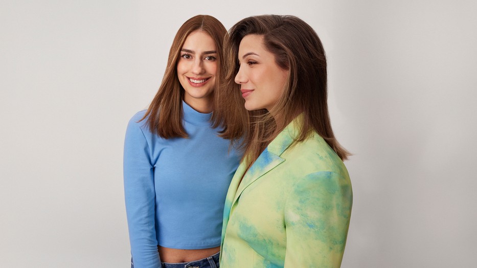 Szelier Kíra és Gyulai Zsófia megmutatják, mit tegyél a gyönyörű, fényes hajért