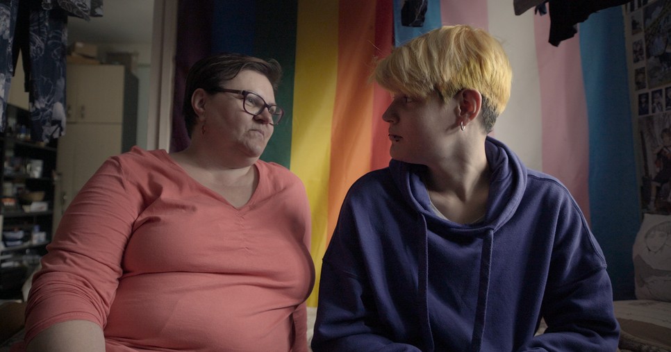 Egy fiatal szabolcsi transznemű történetén keresztül szól a család fontosságáról a nemzetközi érdeklődést kiváltó magyar dokumentumfilm