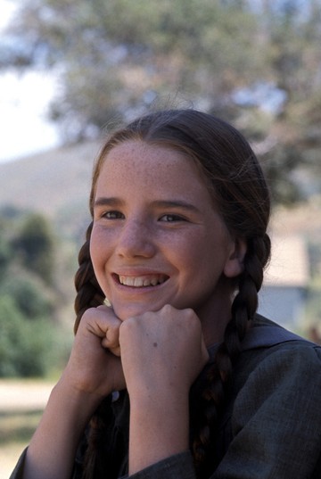 A tündéri Laura Ingallst Melissa Gilbert alakította a sorozatban.
