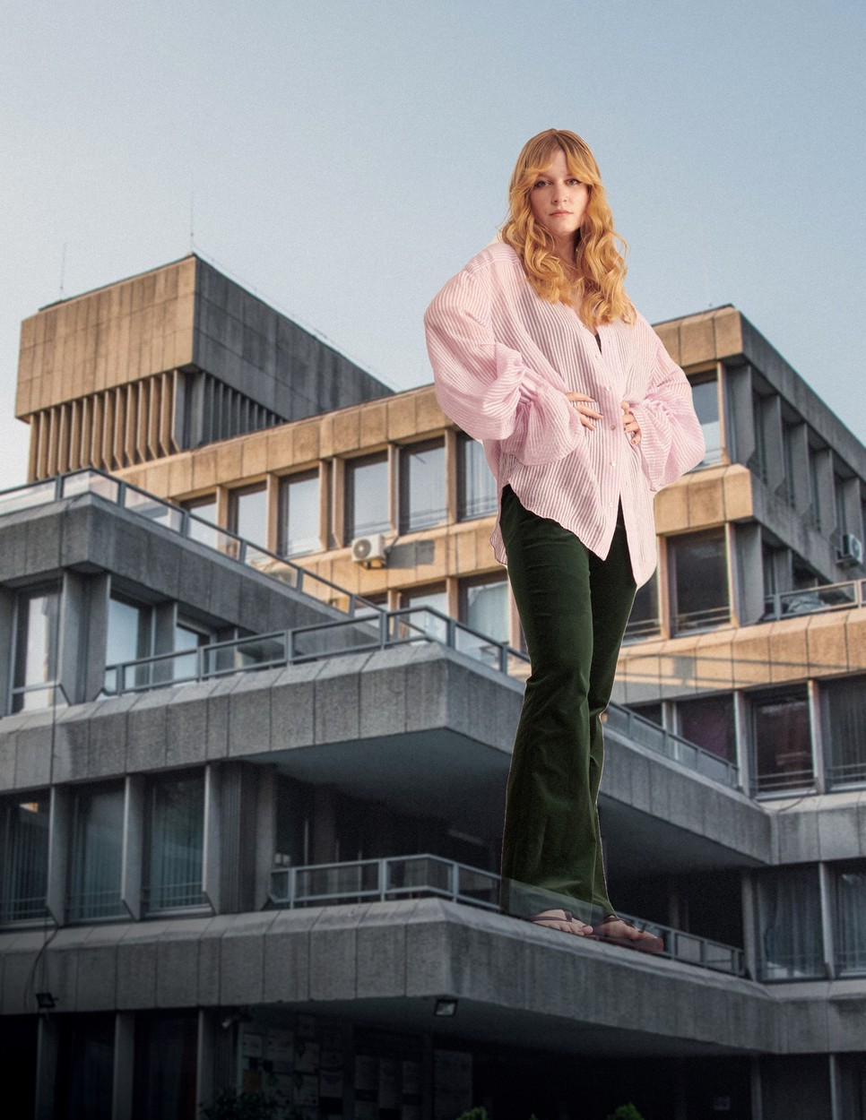 Ing és nadrág DÜSK duskbudapest.com | Szandál COS 45 000 Ft