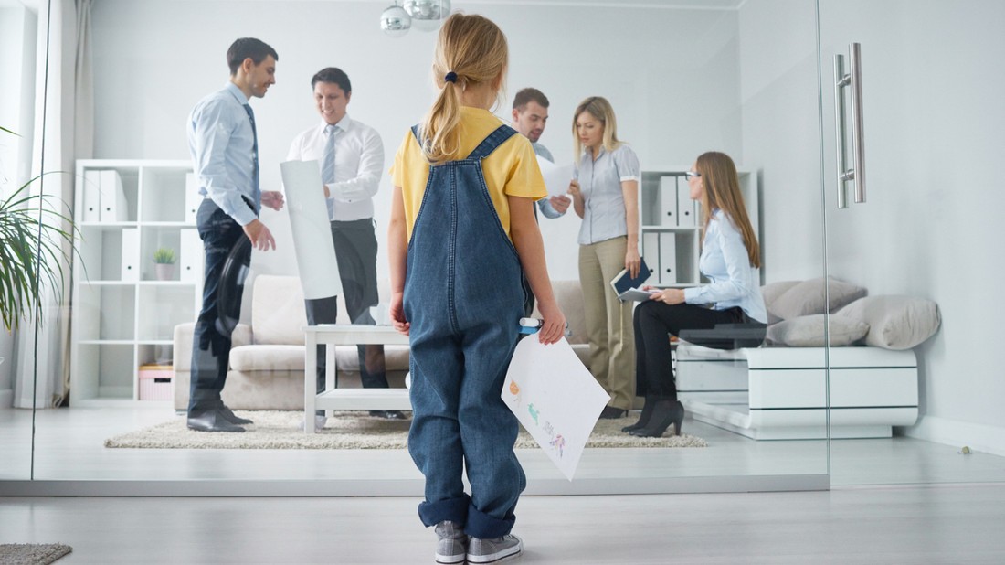 A nőknek nem arra van szüksége, hogy karrierista bélyeget kapjanak, hanem a a munka-magánélet egyensúly kialakításának támogatásra