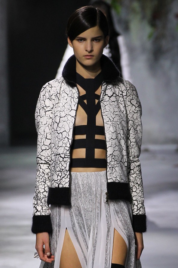 Hám, mint felső a Vionnet márka aktuális kollekciójában