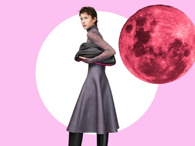 Napi horoszkóp: A Rák kapcsolata új szintre léphet, a Bak csókot kaphat - december 26.