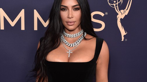 Kim Kardashian viselte a legunalmasabb ruhát az Emmy-n