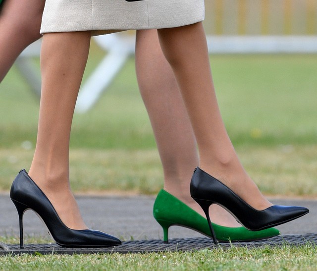 Meghan Markle cipője