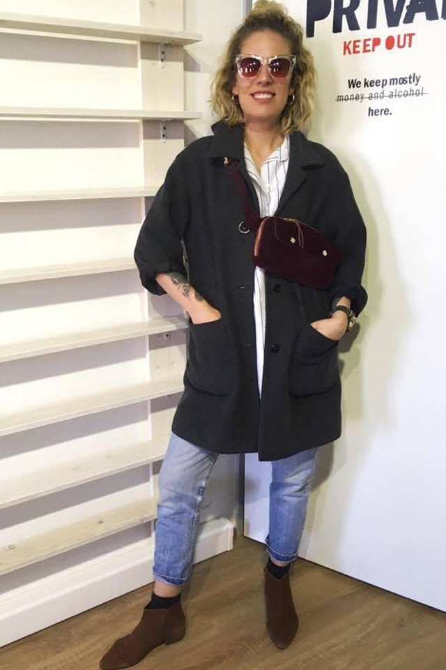 Dóra ma cipőket válogat a szombati vásárra