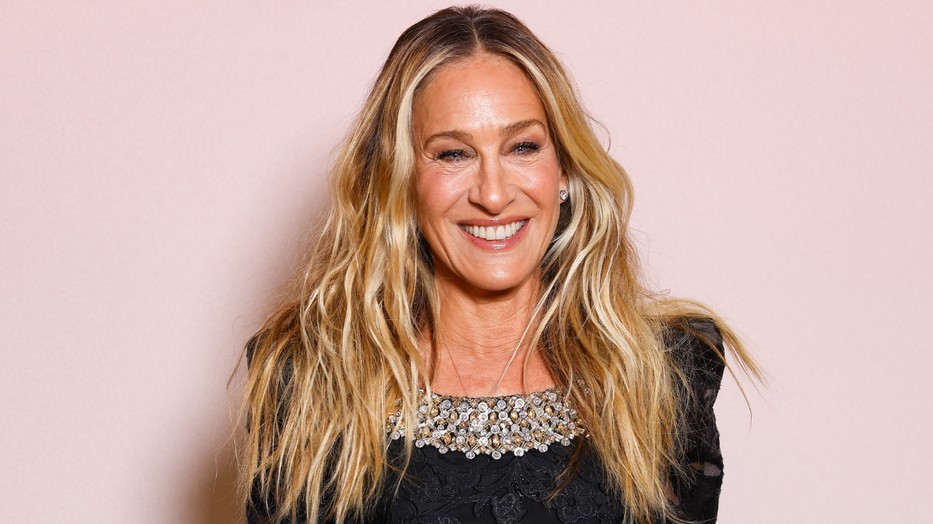 Sarah Jessica Parker bűbájos meztelenruháját egyszerűen imádjuk
