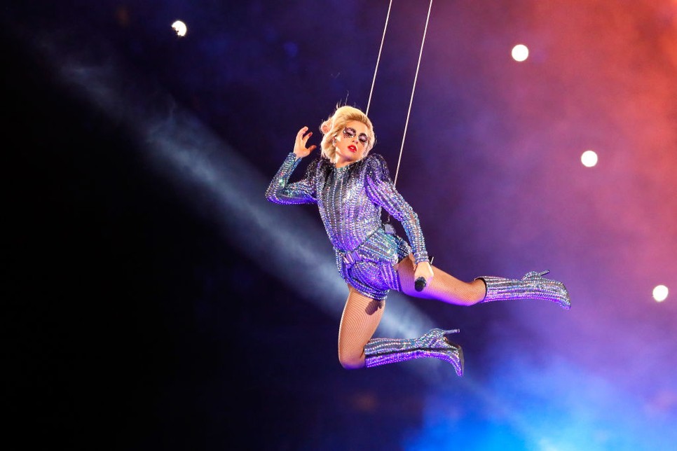 Lady Gaga színpadra lépése a negyedik legnézetebb Super Bowl-produkció