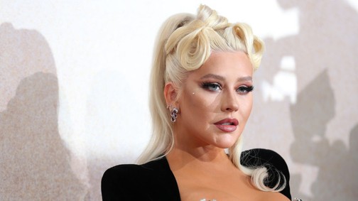 Christina Aguilera meztelenruhája a legzseniálisabb darab, amit valaha láttunk