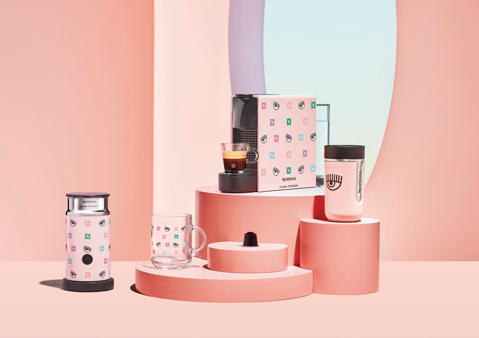 Nespresso x Chiara Ferragni kollekció