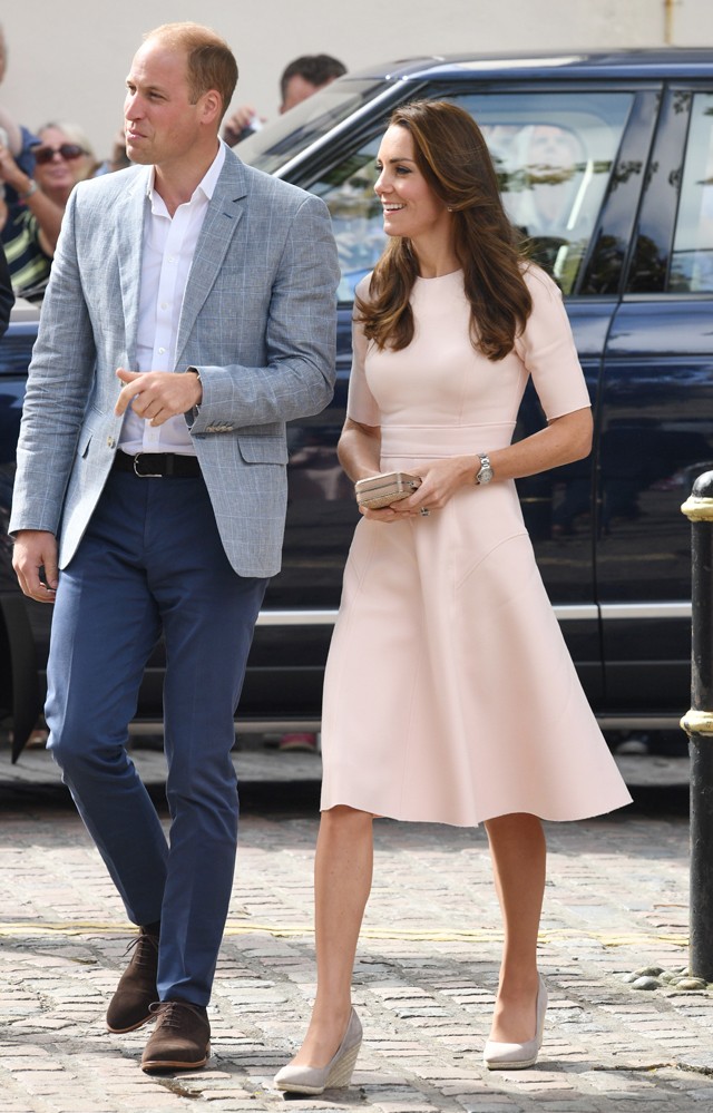 kate middleton, hercegné, katalin hercegné, vilmos herceg, lela rose, ruha