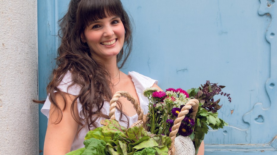 Kocsis Dóra, a vegetáriánus zero waste konyha szakácskönyv írója