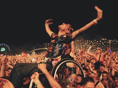 Kipróbáltam, milyen a Sziget Fesztivál kerekesszékesként, egy teljes napot kint töltöttem a legmenőbb magyar fesztiválon