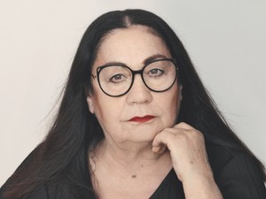 Negyven éve varázsolja szebbé a nők arcát - interjú Sipos Zita sminkmesterrel