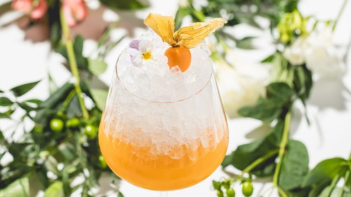 Virágok ihlették az Aria Hotel Budapest tetőbárjának tavaszi koktél menüjét