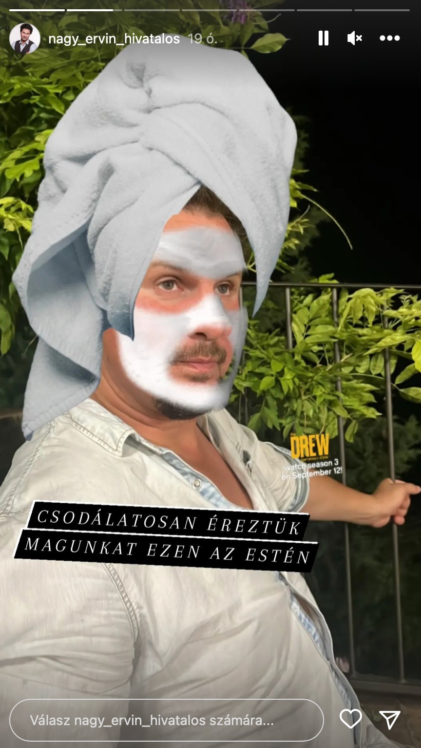 De előtte még felkapott egy csinos filtert