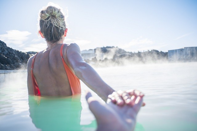 Különleges karácsony: Ezzel a trükkel akár egy luxusfürdőben is ünnepelhettek az év végén