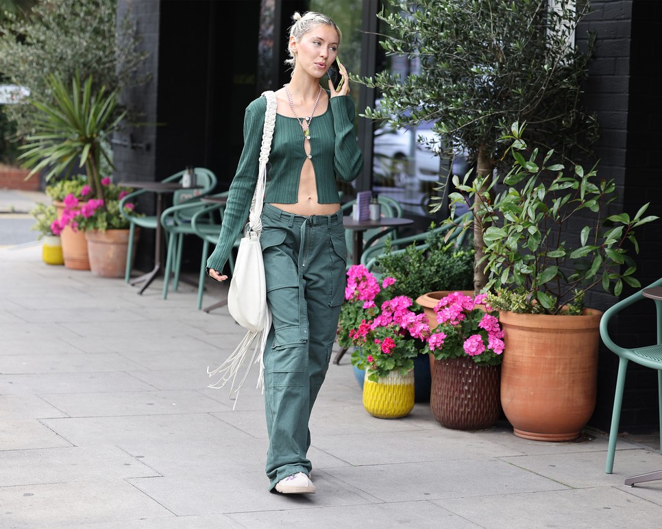 Pénztárcabarát cargo nadrág darabokért most a legjobb helyen jársz.