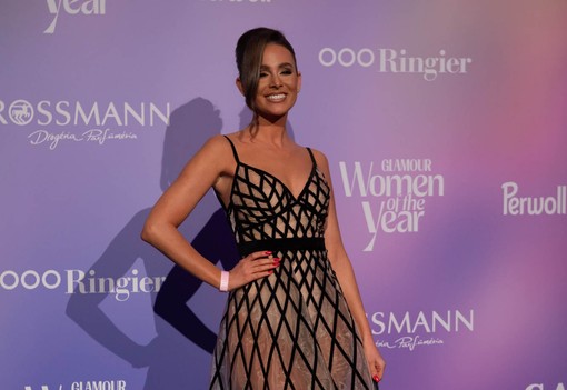 Ördög Nóra selyem estélyijétől Sydney van Den Bosch pucérruhájáig - Merő Péter szettjei taroltak a GLAMOUR Women of the Year gála vörös szőnyegén