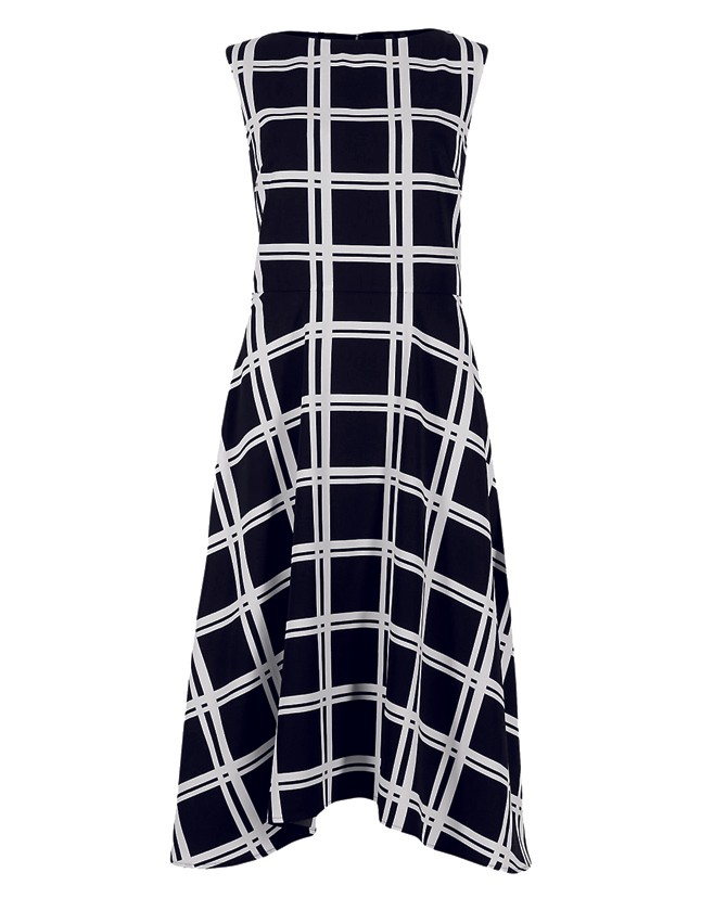 Deréktól bővülő ruha MARKS&SPENCER 22 900 Ft